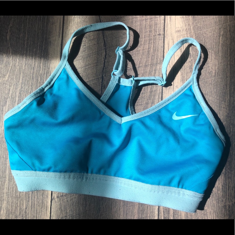 Sports bra